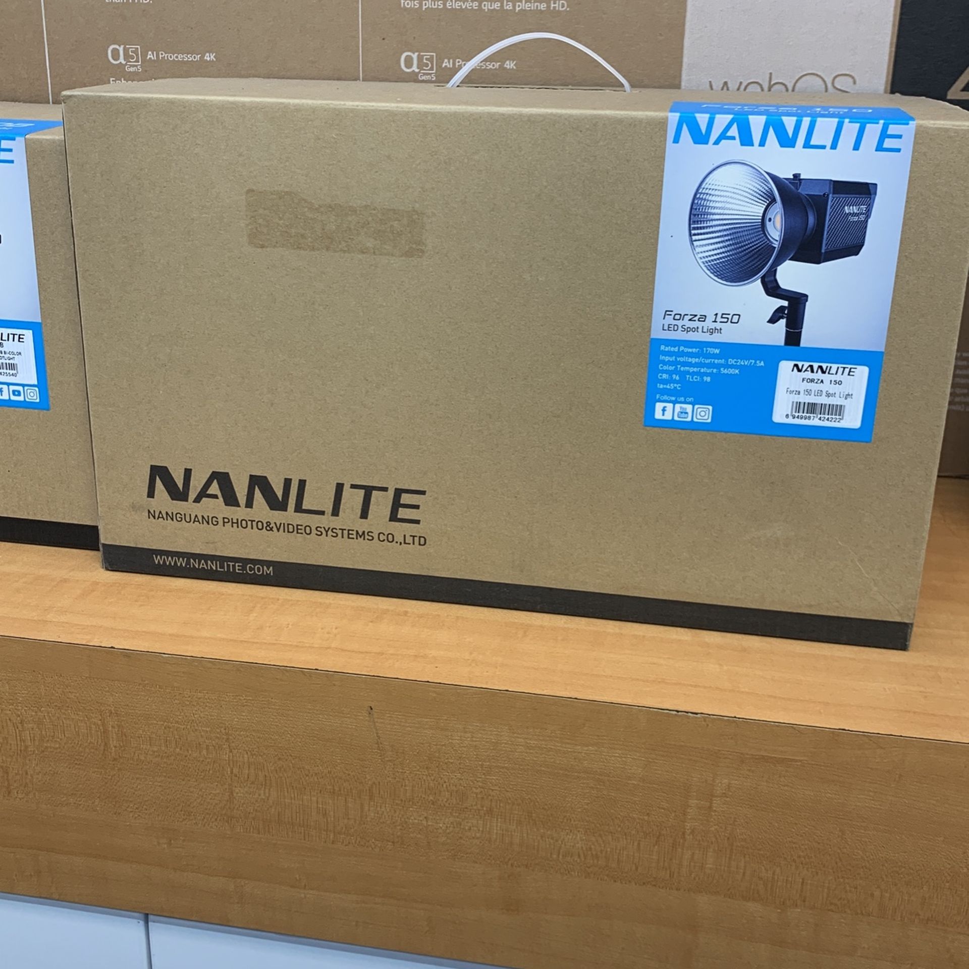 Nanlite Forza 150 LED Spot Light 