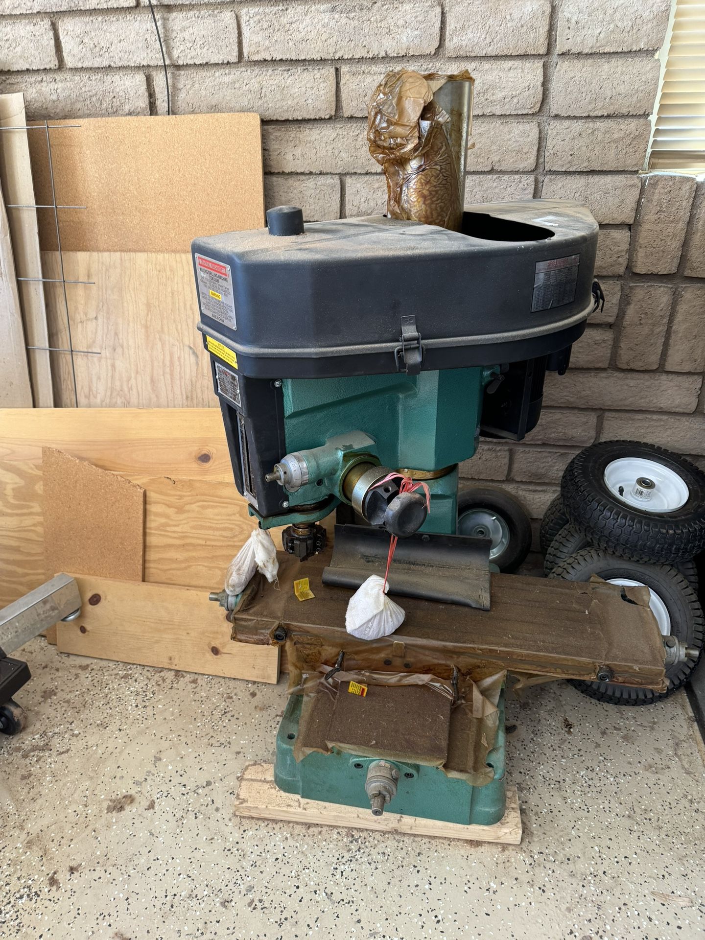 Central Machinery Milling-Drilling Machine