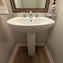 Pedestal Sink
