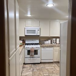 Whirpool Microwave, Stove, and Dishwasher