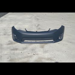 12-14 TOYOTA CAMRY FRONT BUMPER COVER $150