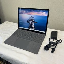 MS Surface Laptop 3 10Gen i5,8GB RAM,256GB SSD,TouchScreen,MS Office,Win11 pro
