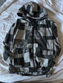 Windbreaker  zipup