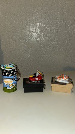 Mini Shoe KeyChain