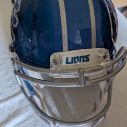 Lions Calvin Johnson (Megatron) Authentic Autographed Helmet withCOA 