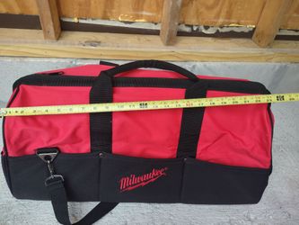 Milwaukee contractor bag