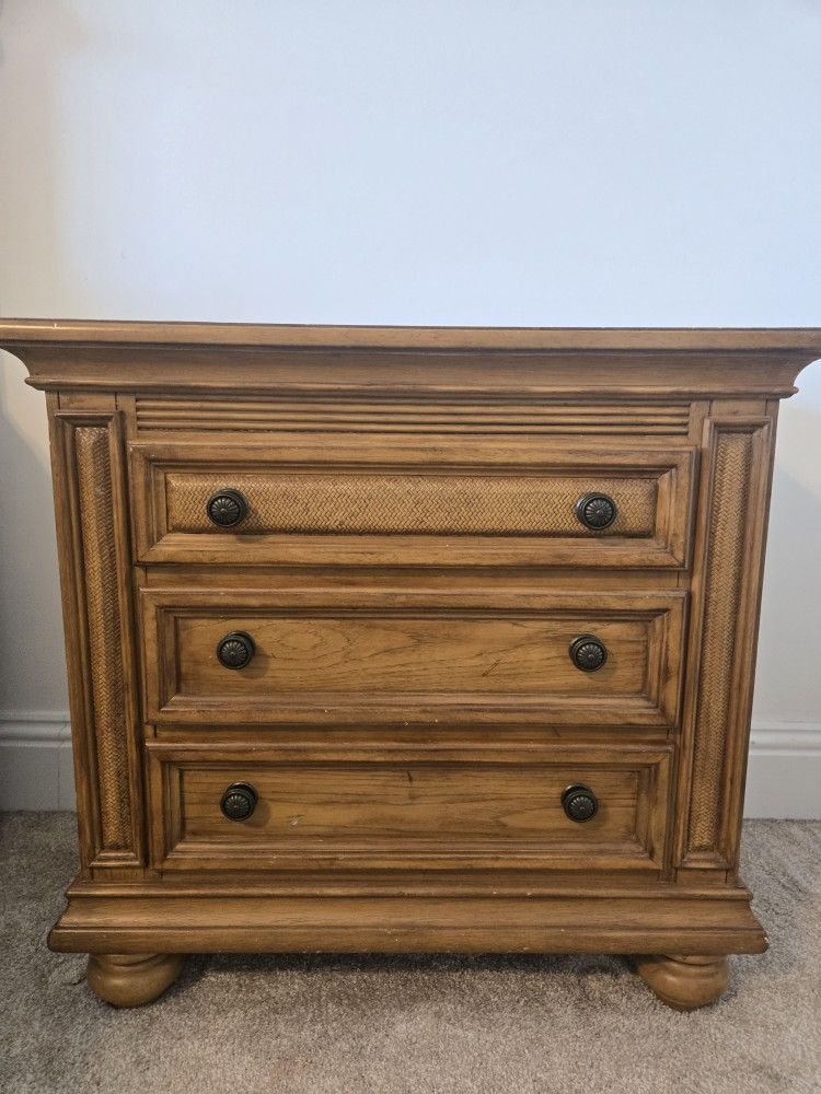 King Size Bed Headboard + Nighstands