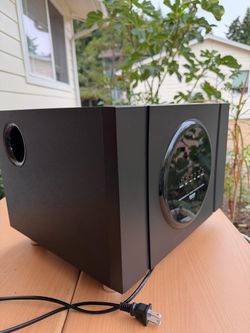 Professional 5.1-Channel Home Theater Powered Subwoofer
