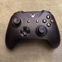 BROKEN USB | Xbox One Controller | Model 1708