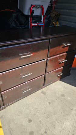 Dark Brown 6-Drawer Wood Dresser
