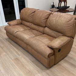 Beautiful Leather Recliner   L 86  W 34