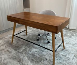 Office desk and Chair