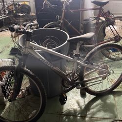 Giant Bike 