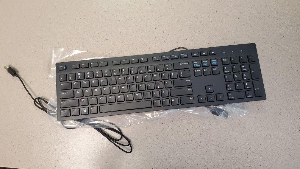 Dell wired keyboard- black KB216 (580-ADMT)