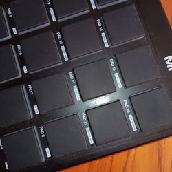 AKAI MPD218 Drum Pad