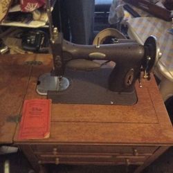 White Rotary Electric Sewing Machine 