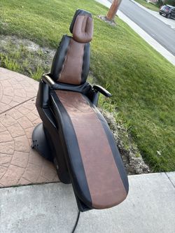 Dental/Tattoo Chair