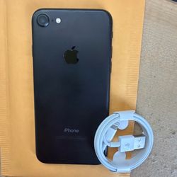 Apple iPhone 7 32GB Unlocked Black