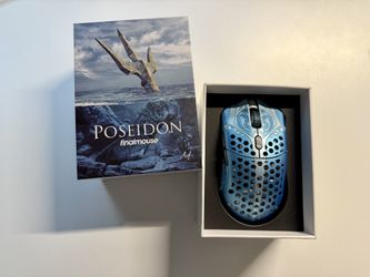 Finalmouse Starlight 12 Poseidon Wireless Mouse Medium