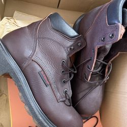 Work boots red wing