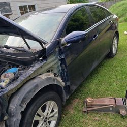 Hyundai Sonata 2.4 Solo Parts Only Parts