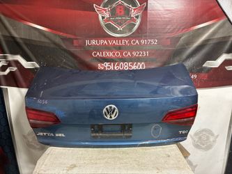 TRK5056 2015-2018 VW Jetta SEL TDI trunk lid with camera