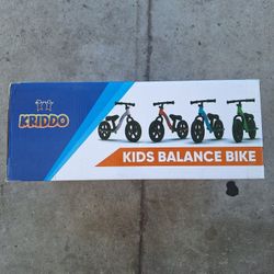 TODDLERS BALANCE BIKE 