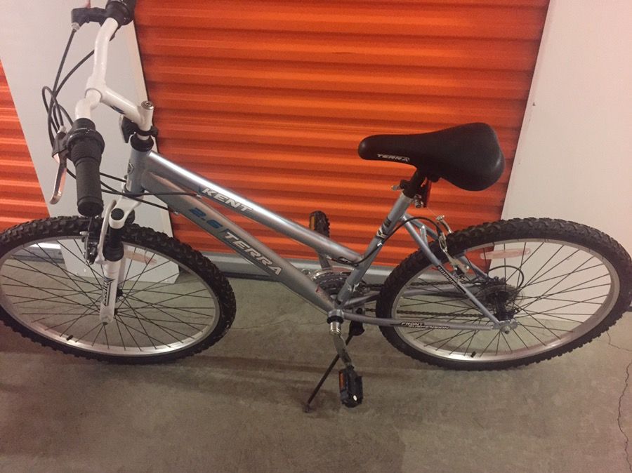 Kent Terra 2.6 - 26" Ladies Mountain Bike 21 speed silver