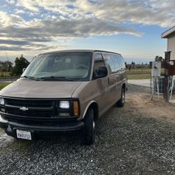 1999 Chevrolet Express