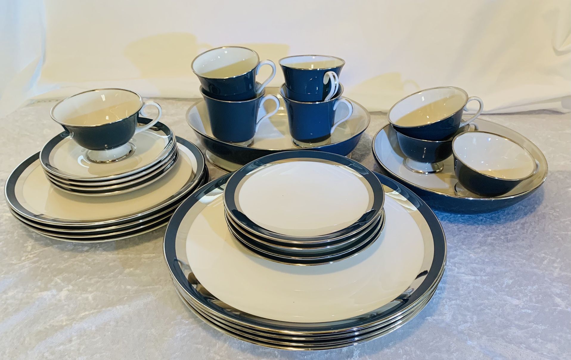 Stunning “Black Contessa” China Service For 4 By Gorham, Flintridge China