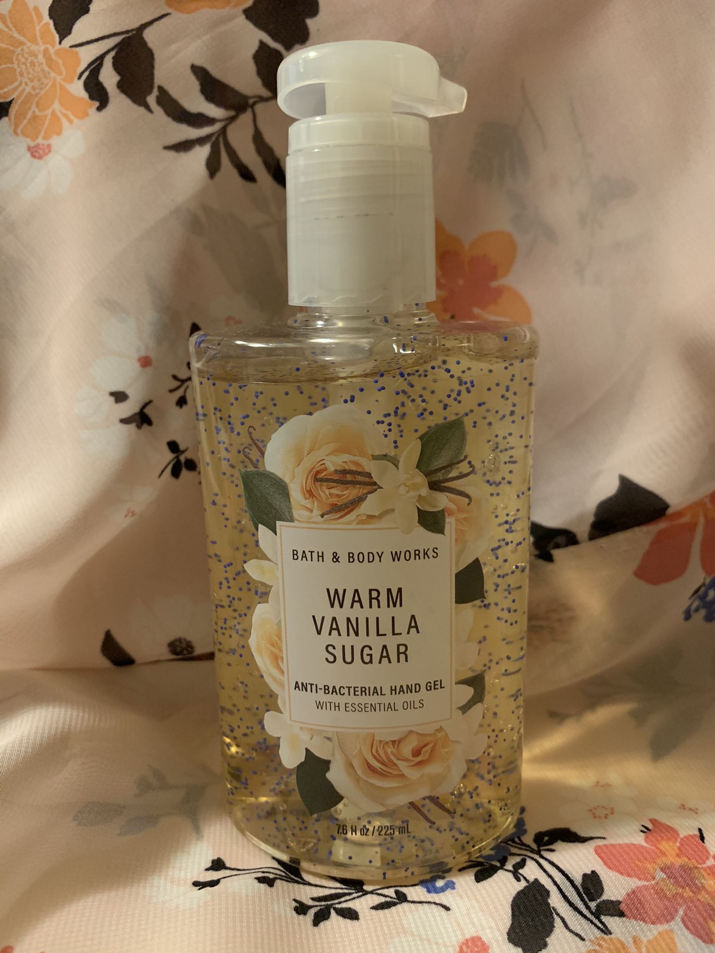 Bath and Body Works Warm Vanilla Sugar Large Sanitizer