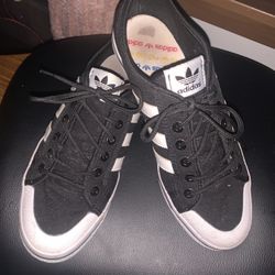 Like New Women Adidas Sports 