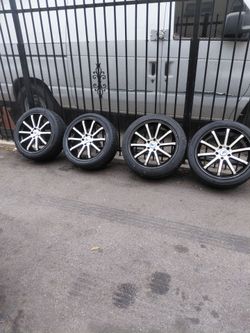 19" rims 5 lug 5x114.3