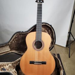 Kremona Classical Nylon String Guitar