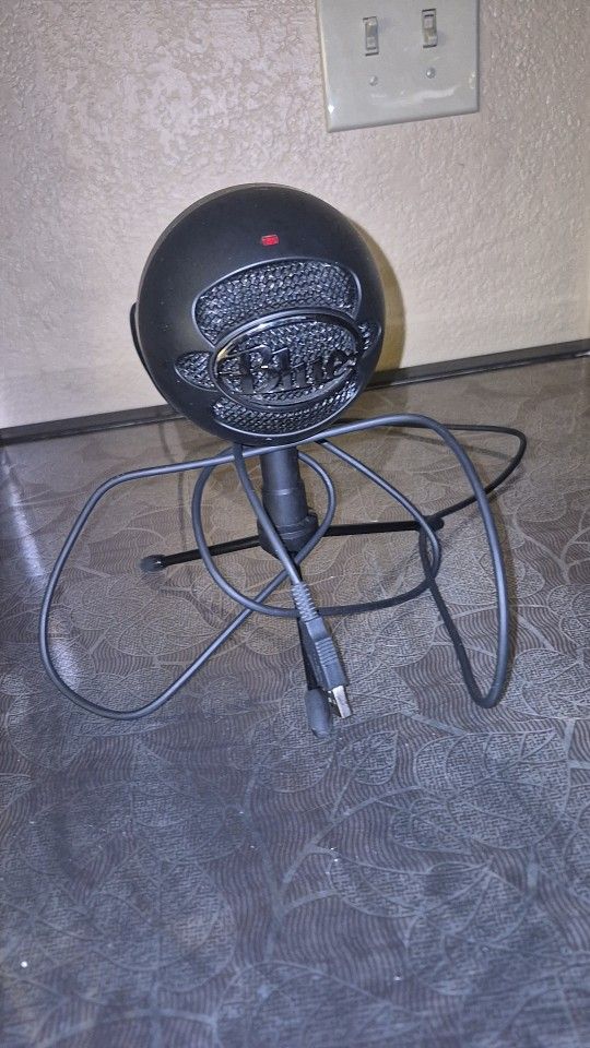 Blue Snowball Ice Microphone