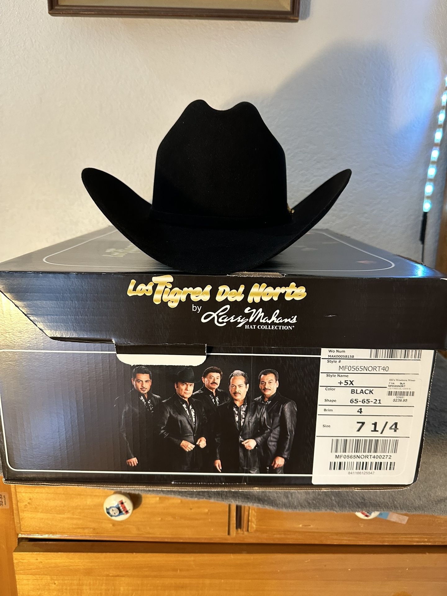 Larry mahan deals hats cavenders