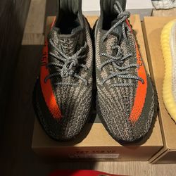Yeezy 350 boost v2