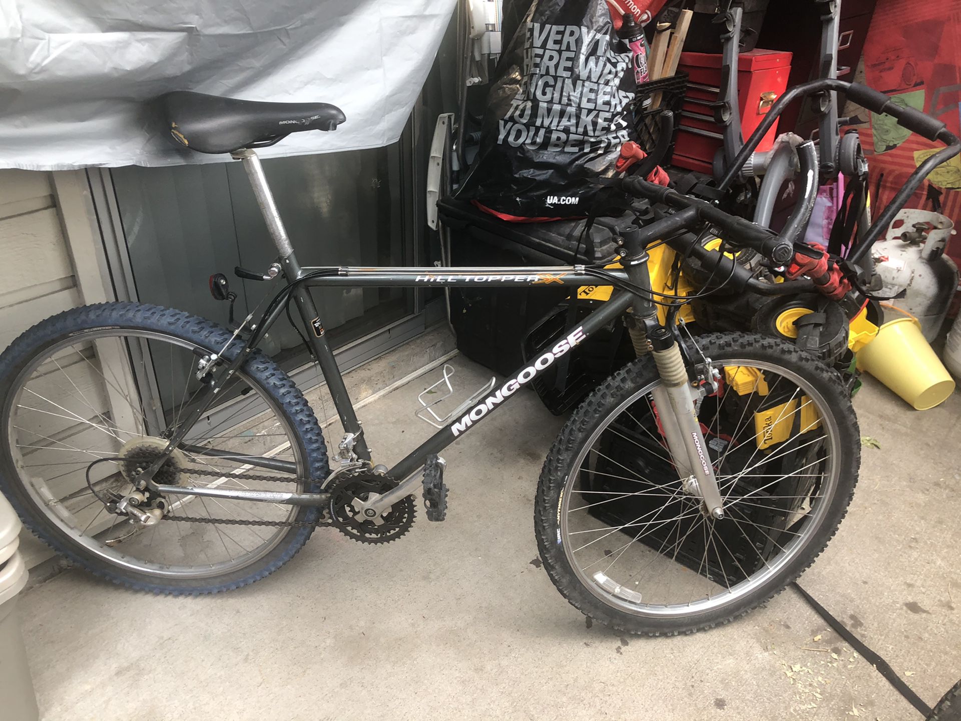 Bicycle good condition works great size 26 in