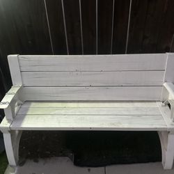 Bench 