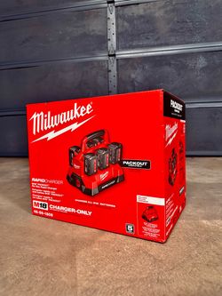 Milwaukee M18 PACKOUT 6-Port Rapid Charger
