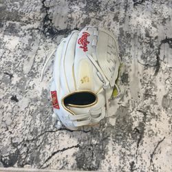 Glove Rawlings 12.5 Inches 
