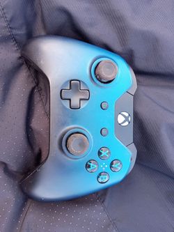 Limited Edition Xbox One Game Controller