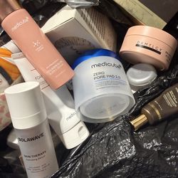 Medicube and other brand new bundle all 25