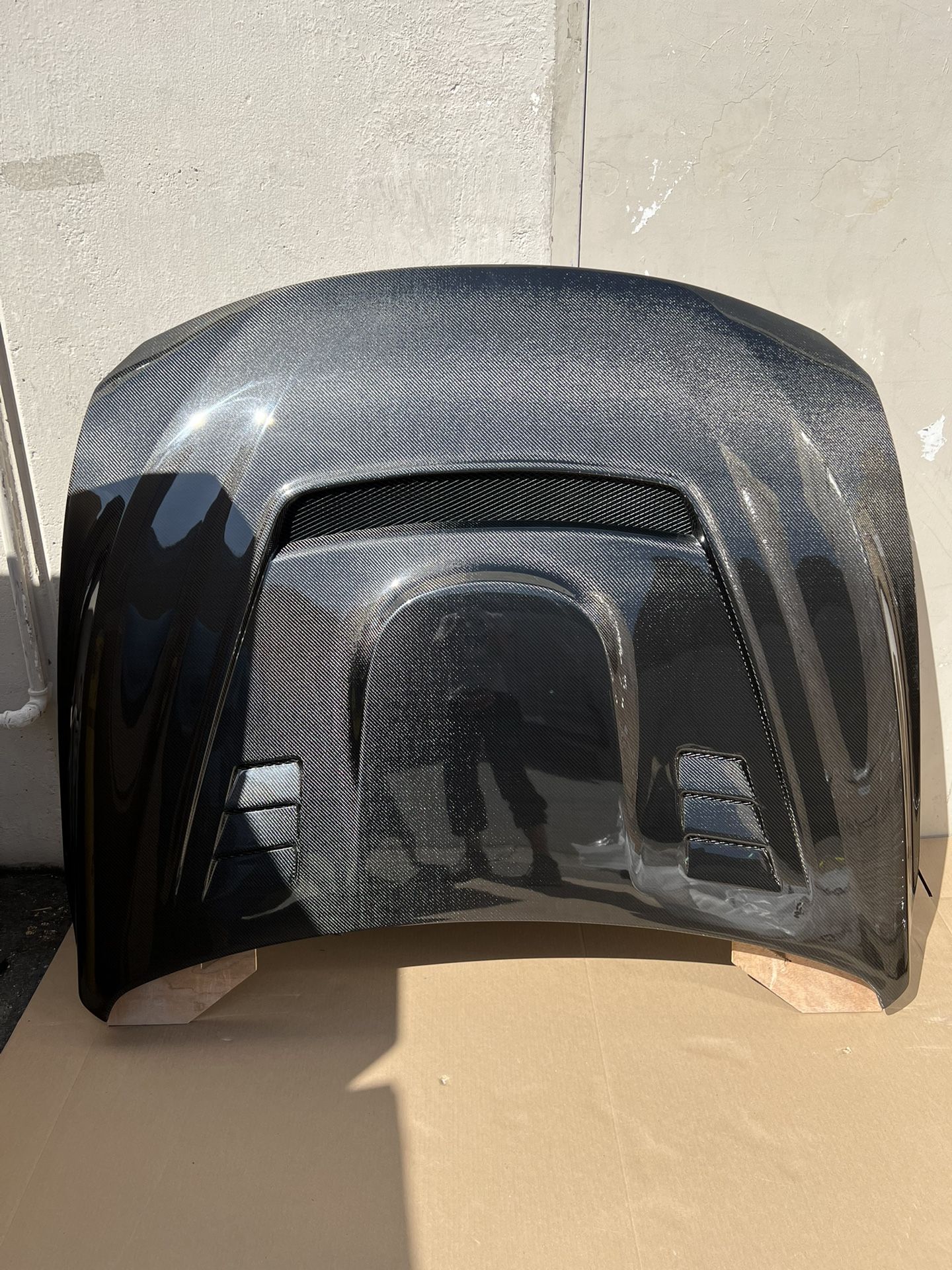 2014 - 2018 BMW M3 F80 2014 - 2020 M4 F82 F83 VIS Racing XTS Style Carbon Fiber Vented Hood
