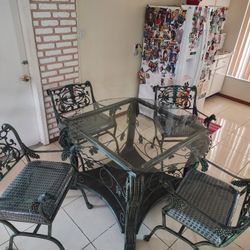 Kitchen Table And Chairs