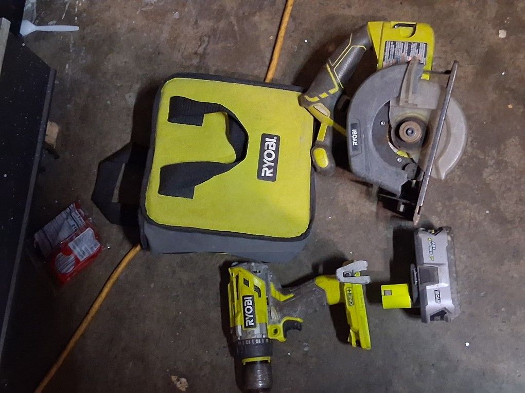 Robot Brushless Drill And Skill Saw. Needs A Charger