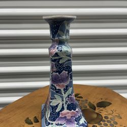 Beautiful Vintage Chinese Porcelain Candle Holder