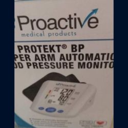 BLOOD PRESSURE MONITOR 