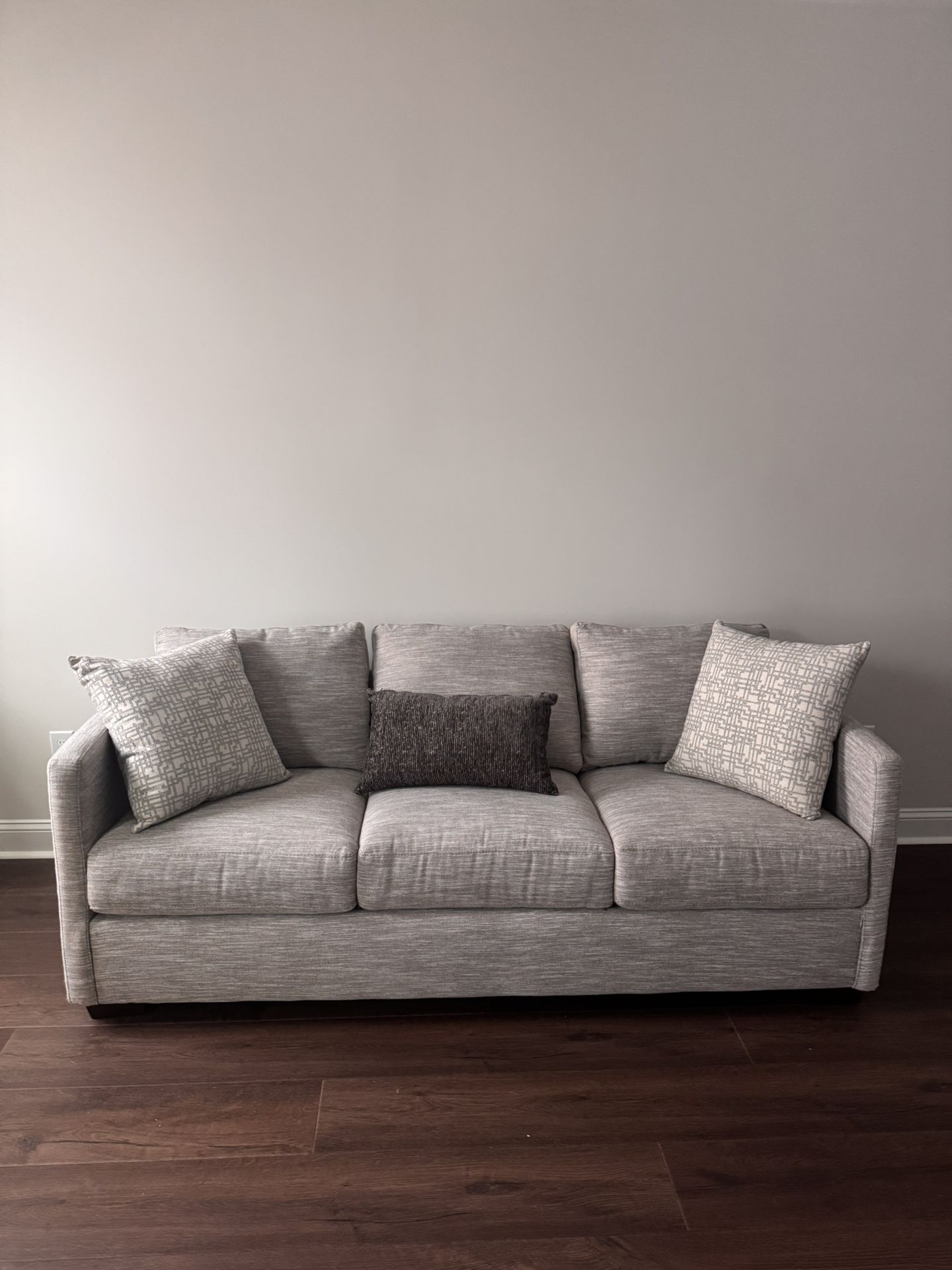 Ashley Furniture Pull-out Couch
