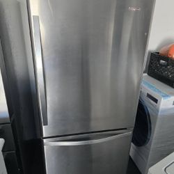 Whirlpool Bottom Freezer 